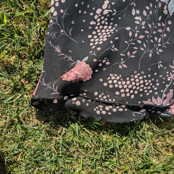 Y2K Floral slip skirt - Picture 4 of 8